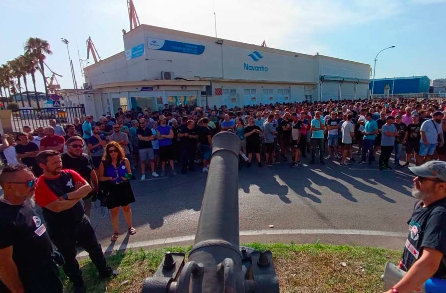 Lo del metal de Cádiz es histórico. Una asamblea de 1.000 trabajadores VOTA NO al nuevo preacuerdo de la UGT y mantiene la huelga indefinida
